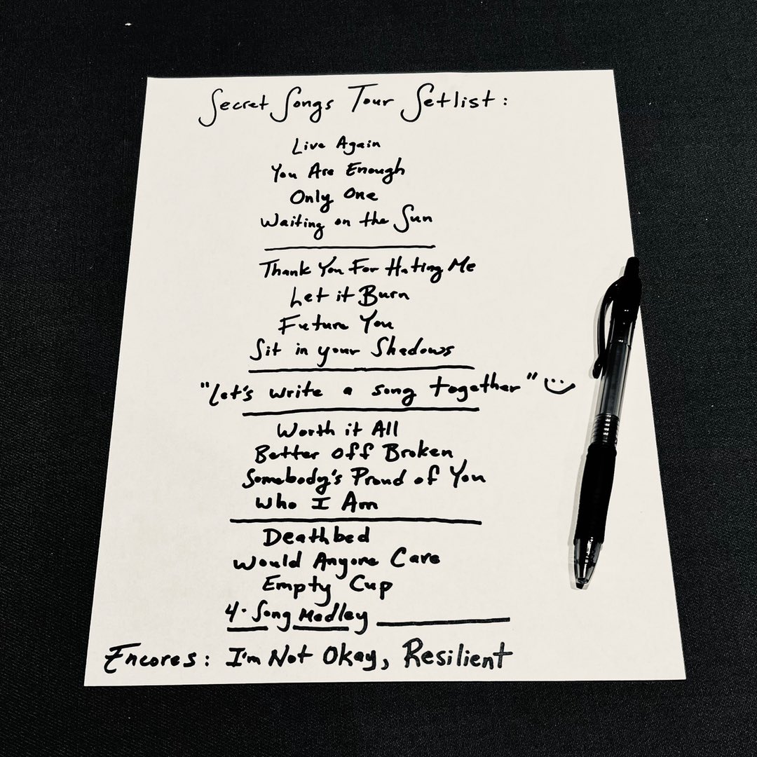 citizensoldiero's tweet image. ❤️🩹 Which song would most likely make you cry if you go?
#citizensoldierband #mentalillness #setlist #songs #familyherilooms #newalbum #newmusic #ptsd #bpd #depression #anxiety #secretsongstour #acoustic #falltour