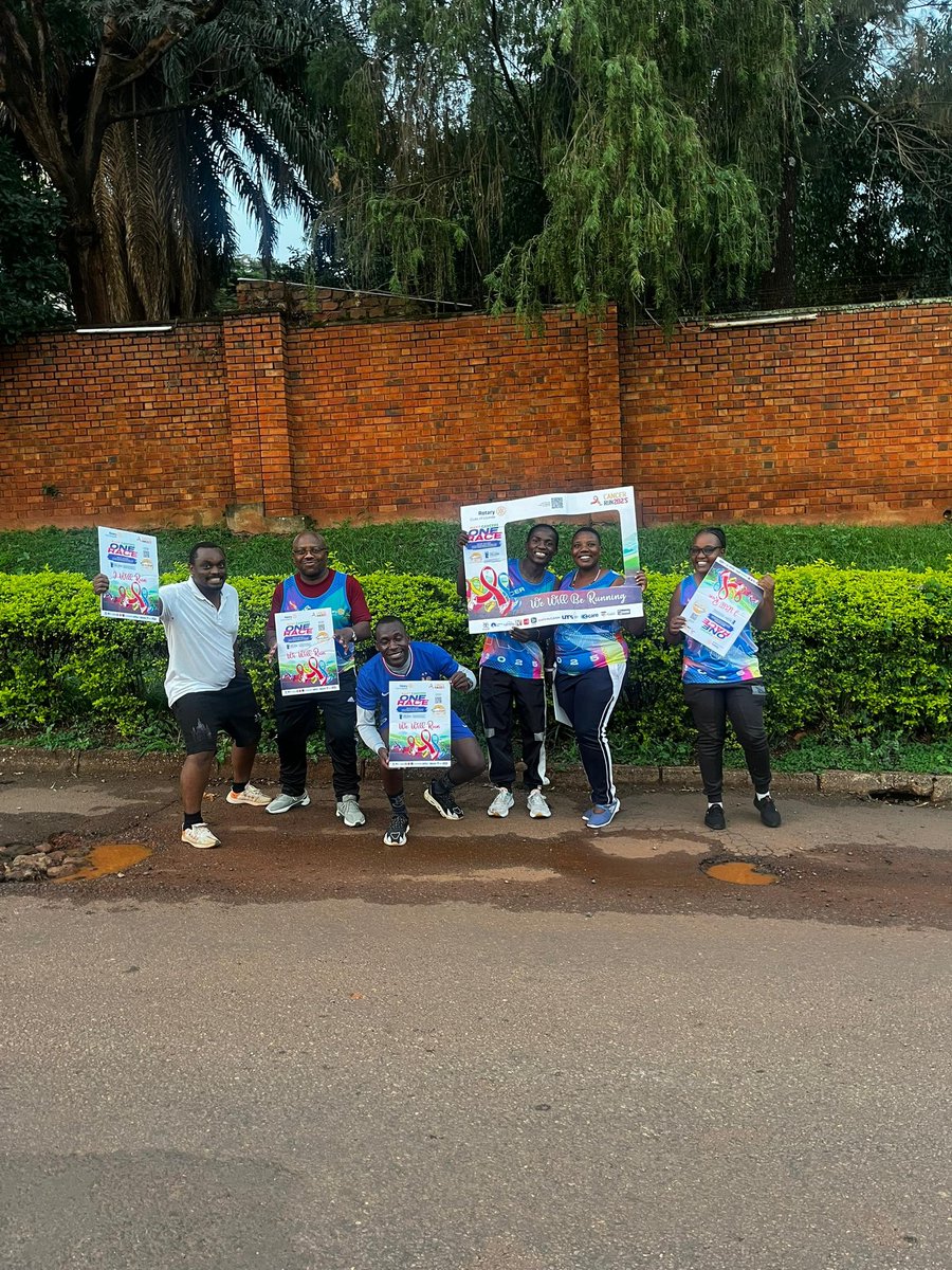When we said Bulamu is gold, we meant each word. 
We warmed up our muscles for the cancer run . We are now going to make it a habit 
United for good
#Bulamuvibes #RotaryEyamba