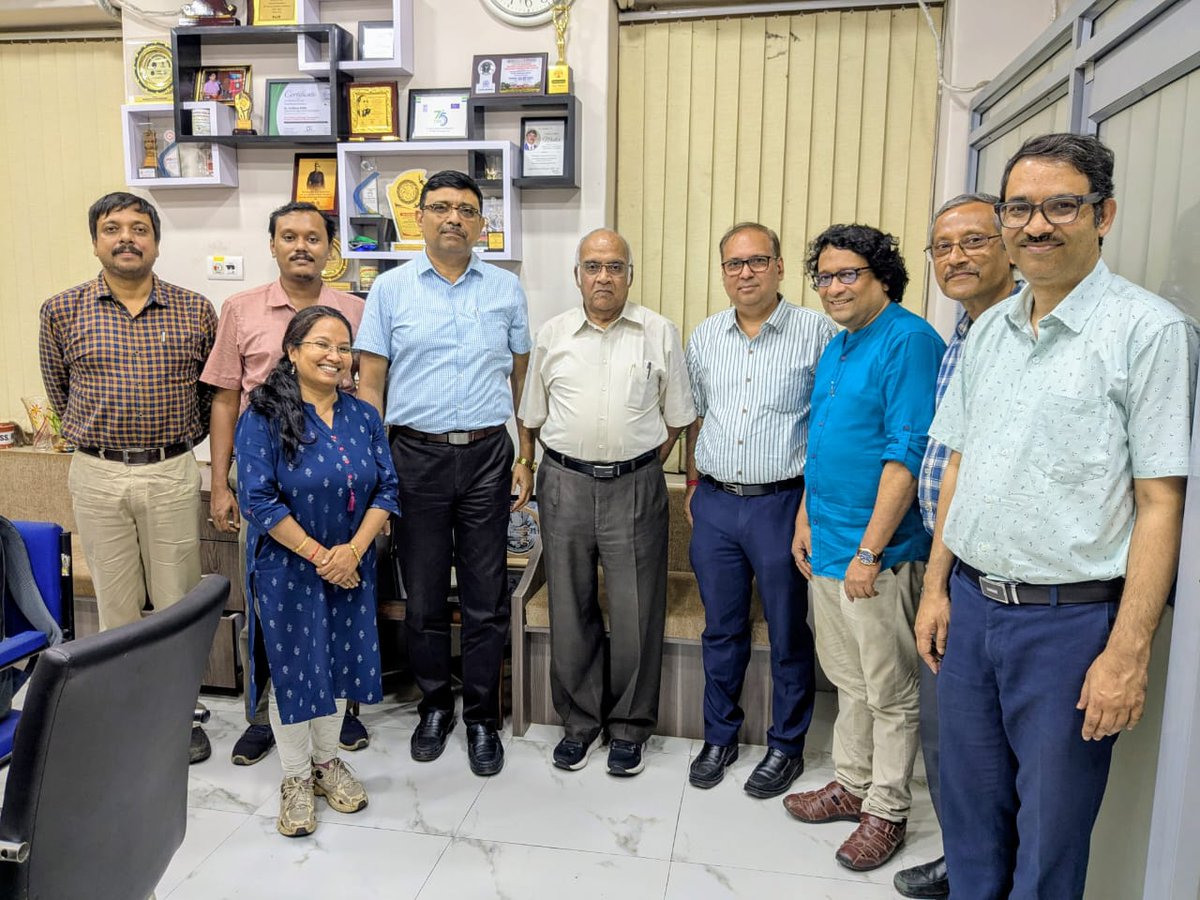 ayanban7's tweet image. Great discussion at @JadavpurU with the University Innovation Council and Subhrangshu Sanyal of @IIM_Calcutta to set up a platform for pushing Startups in #sustainability solutions. Watch out for more info from @RiseIISER regarding this!