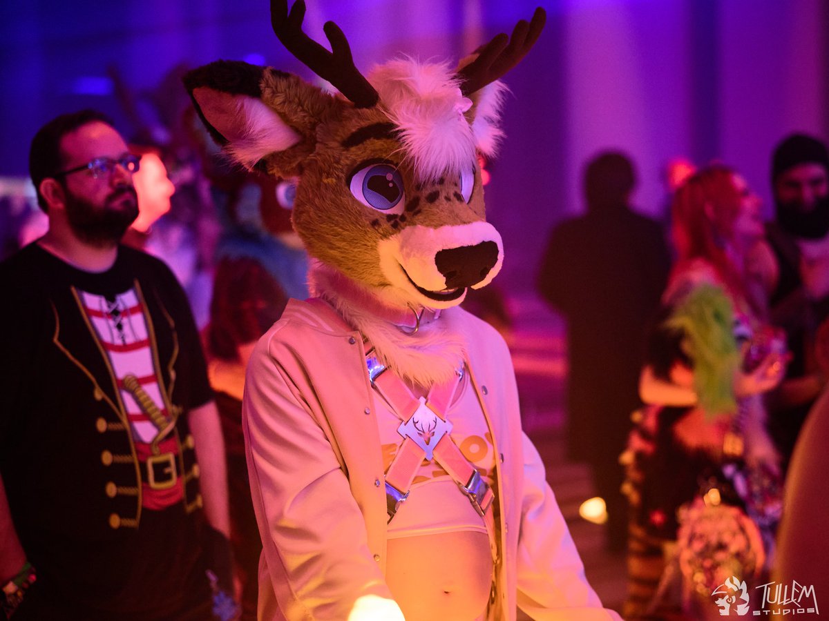 Wanna join me at the dance? :3

📸: <a href="/tullembrat/">Tullem🔜FD, MP, AFC</a>