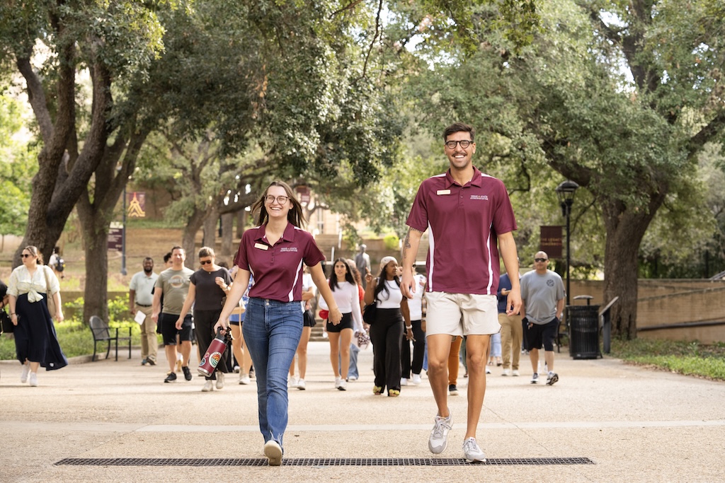 TXSTAdmissions's tweet image. Visiting #TXST is the best way to picture yourself here. 
 
Schedule a guided tour led by current students or opt for a self-guided experience with everything you need to explore our San Marcos Campus at your own pace. ow.ly/sn5150Wjhwm