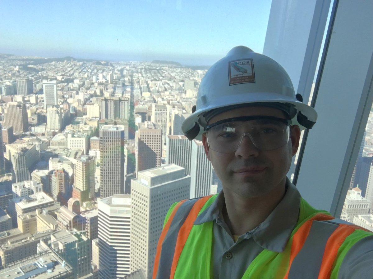 CalConservation's tweet image. Now hiring: Senior Precision Electronics Specialist 👷
Monitor seismic systems on California’s dams, high-rises, and iconic bridges. 🌉
Design, install & maintain cutting-edge sensor networks in the field. Your work will help protect millions. calcareers.ca.gov/CalHrPublic/Jo…