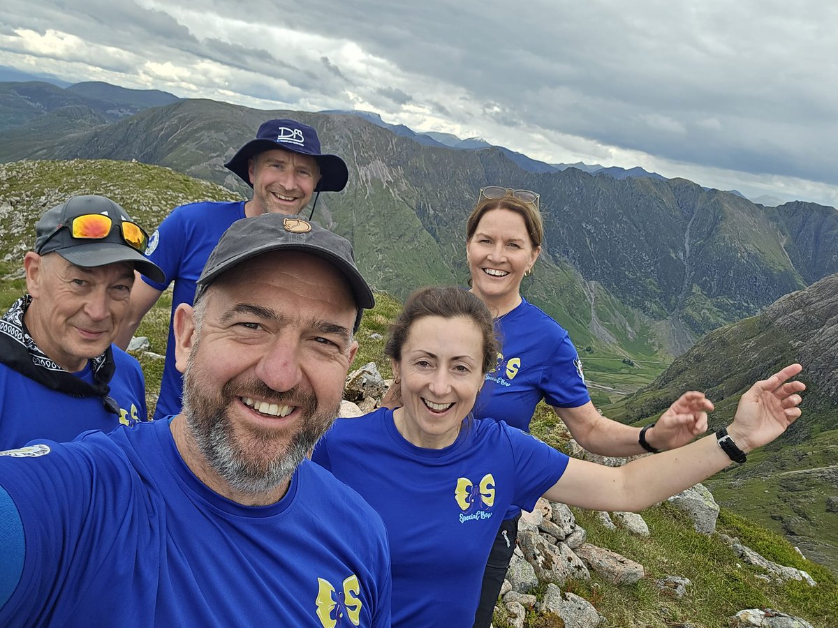 cclguk's tweet image. A huge thank you to the Mid-Ulster Mountaineers, a dedicated hiking group, for raising an incredible £8,874 for CCLG in support of #glioblastoma research - in memory of two-year-old Evie and her great-uncle Malcolm, a beloved group member who lost his life in a hiking accident 🤍