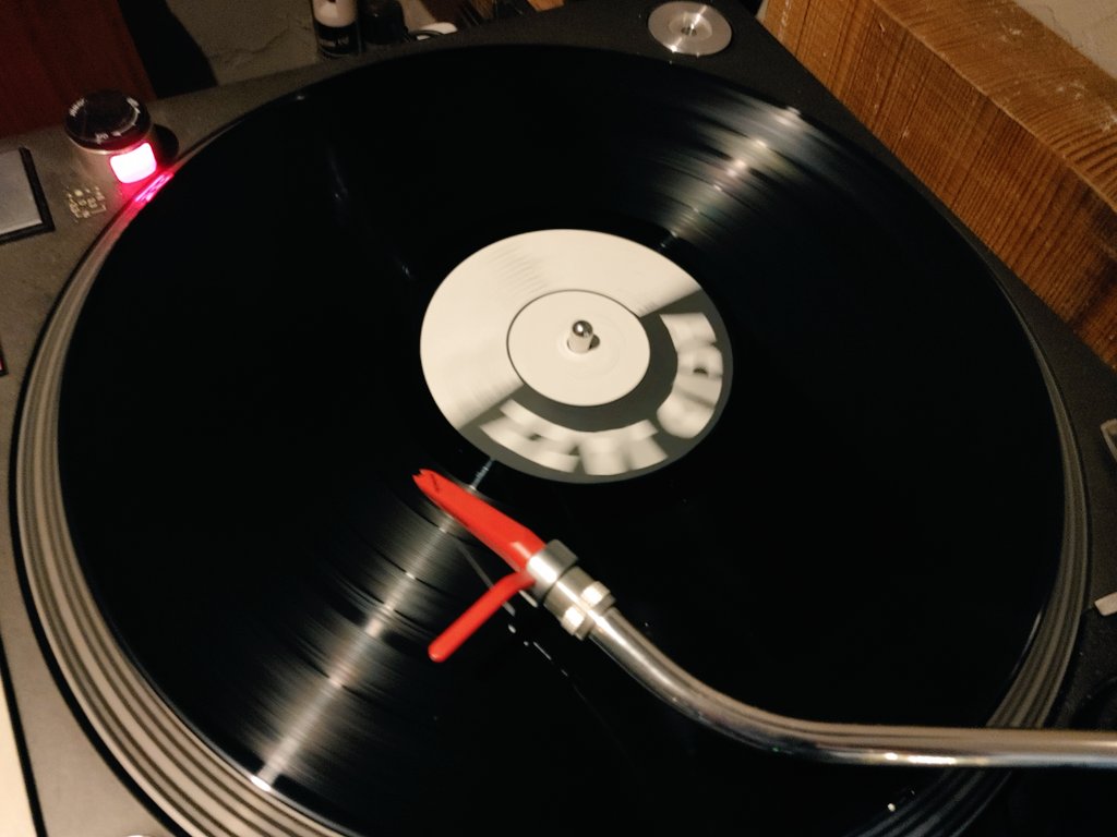 DECCAPYES's tweet image. 今日は8/18の打ち合わせとサウンドチェックを兼ねて川崎Groove Heavenへ。
居心地が良すぎて終電を逃してしまい、歩いて帰宅。
良い運動になりました😅