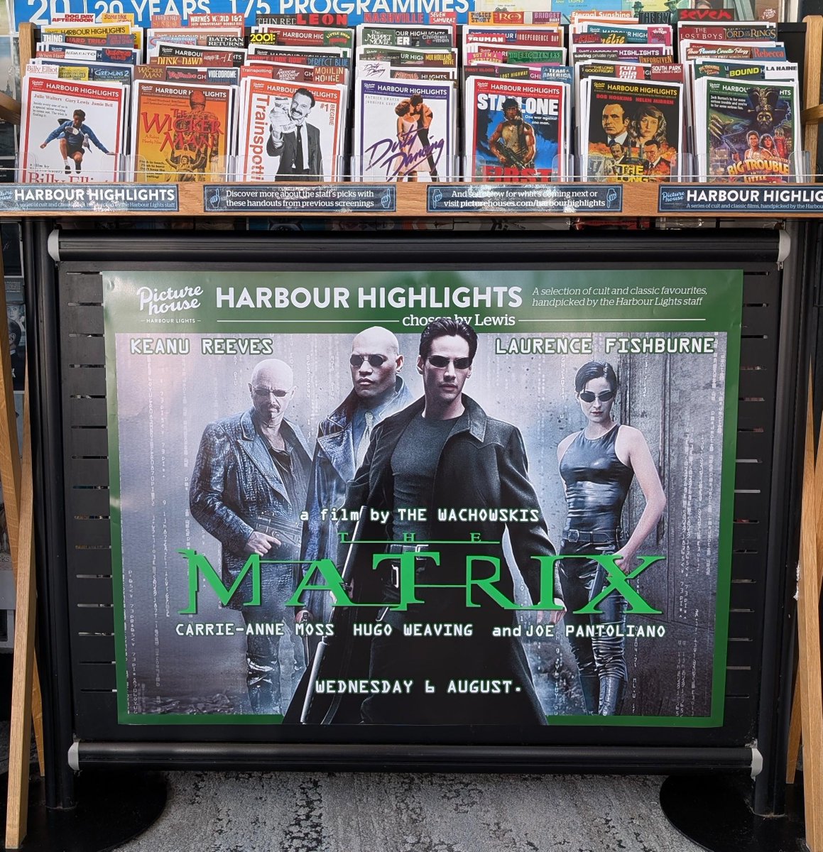 Three weeks to go until #TheMatrix bullet-dodges onto our screens! It's the 71st(!) in our Harbour Highlights series of staff picks - you can explore all the previous films in our back catalogue of handouts at the cinema.

📅 Wed 6 Aug, 20.30
🎟️ picturehouses.com/HarbourHighlig…