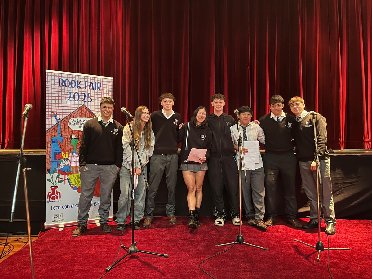 bdslibrary's tweet photo. 🎭 Senior Action! #S4 brings scenes from Rebecca and A Streetcar Named Desire, and #S6 presents a reversion of Othello during the #BookFair25 @BelgranoDay! https://t.co/rbqEWpMeul