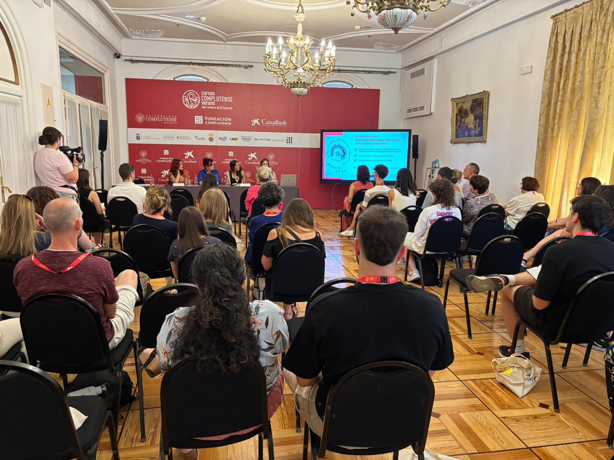Unidad Divulgación Científica Fac.Veterinaria UCM (@udcvet) on Twitter photo En la jornada de tarde, asistimos a una mesa redonda sobre igualdad de género en ciencia y divulgación con <a href="/Astro_SaraG/">Sara García Alonso</a>, <a href="/ClaraGrima/">Clara Grima</a> y Rebeca Atencia <a href="/JaneGoodallEspa/">Jane Goodall España</a>. “Una niña no es lo que quiere ser, sino lo que cree que puede llegar a ser”. En la jornada de tarde, asistimos a una mesa redonda sobre igualdad de género en ciencia y divulgación con <a href="/Astro_SaraG/">Sara García Alonso</a>, <a href="/ClaraGrima/">Clara Grima</a> y Rebeca Atencia <a href="/JaneGoodallEspa/">Jane Goodall España</a>. “Una niña no es lo que quiere ser, sino lo que cree que puede llegar a ser”.