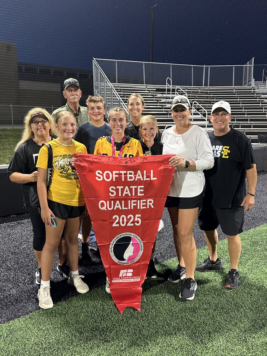 Halle Clark tweet media