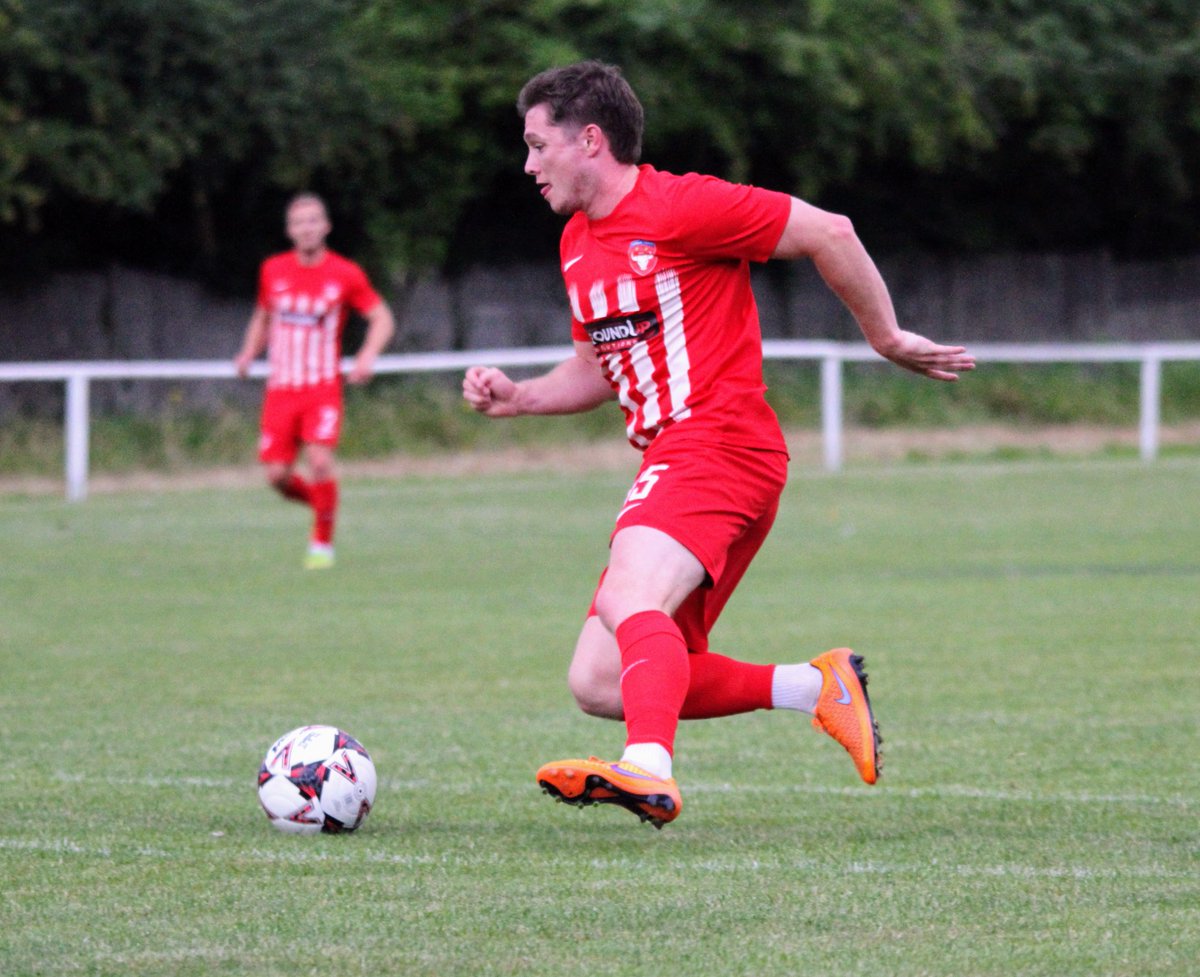 si_cook_65's tweet photo. @CheadleTownFC  ran out 3-0 winners in an emphatic win over @MossleyAFC  in a pre season friendly last night. 
Thank you @MossleyAFC and all the best for your season.
More photos at :
https://t.co/nJXSl6Hbrq

#wearecheadle
#fellowfan https://t.co/T9jqlbXZGt
