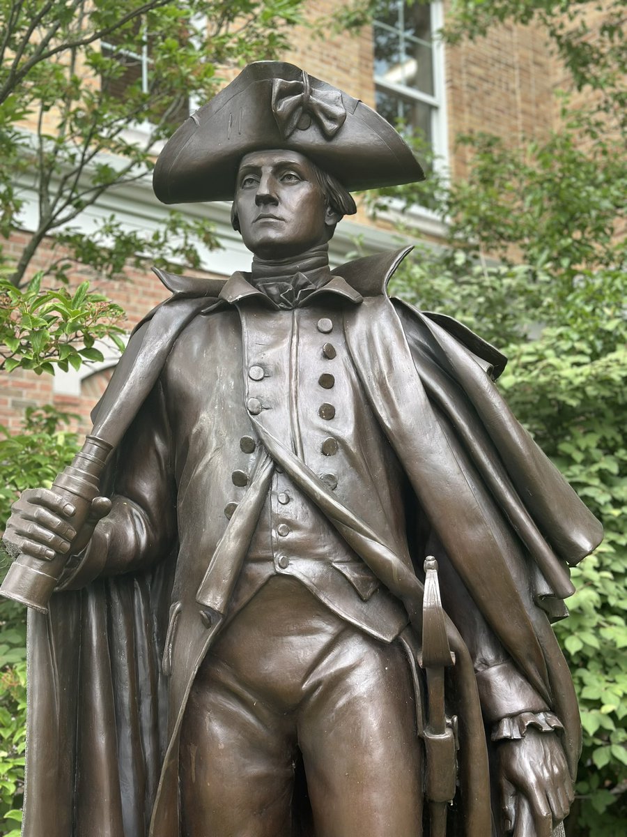 Hillsdale's tweet image. George faithfully keeping watch this afternoon, as ever.