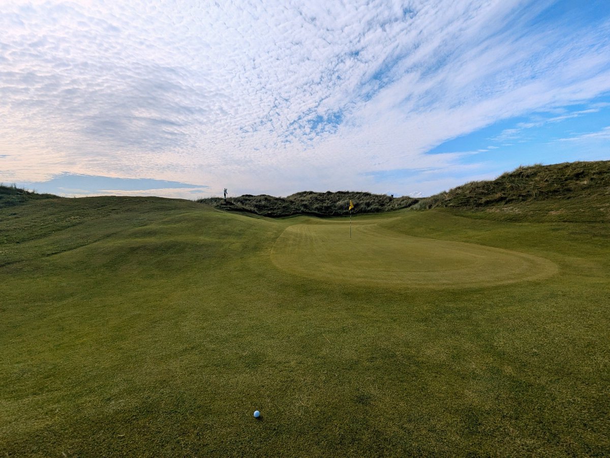 A grand evening to Test and Critique the Product 🤔☀️ <a href="/MachDunes/">Machrihanish Dunes</a>