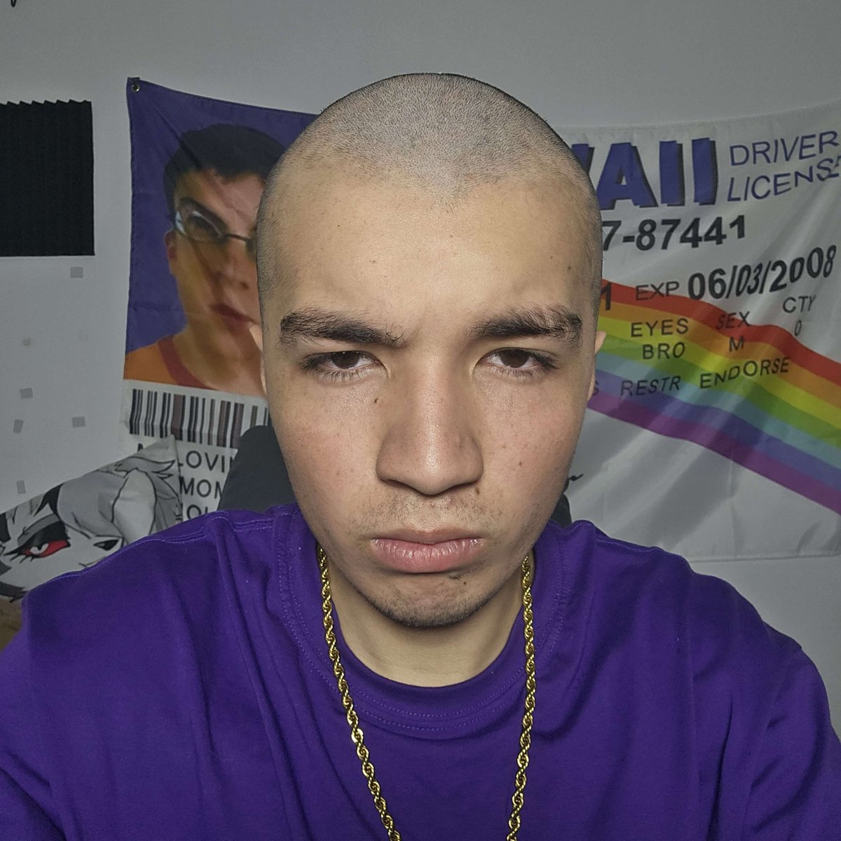 AngelHDP_'s tweet image. por que dicen que me parezco al cristian? xdddd