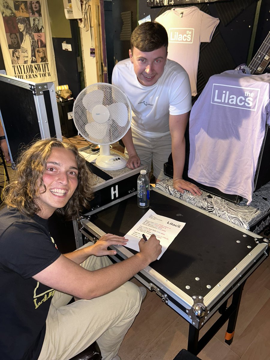 The Lilacs (@thelilacsuk) on Twitter photo Introducing @lukagunes0048 🤝 who we’ve signed on a summer loan deal to strengthen the squad depth on lead guitar!
With big shoes to fill he’s fitting into training nicely and will be making his first team debut this week for <a href="/godneygathering/">The Godney Gathering</a> x
Show him some love lilacs 💜 Introducing @lukagunes0048 🤝 who we’ve signed on a summer loan deal to strengthen the squad depth on lead guitar!
With big shoes to fill he’s fitting into training nicely and will be making his first team debut this week for <a href="/godneygathering/">The Godney Gathering</a> x
Show him some love lilacs 💜
