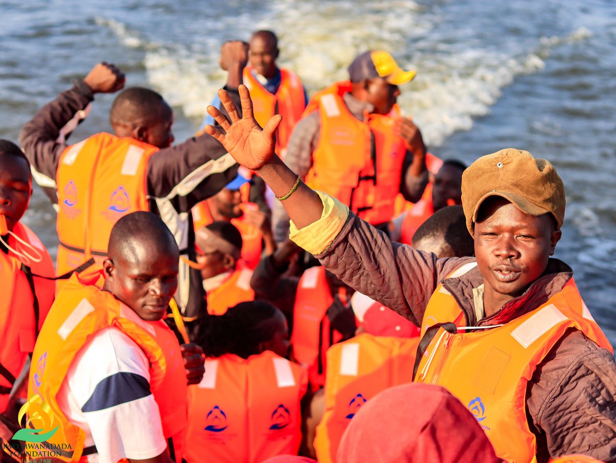 jiwo254's tweet photo. Today, we visited Arongo Beach in Seme Constituency, where we had the privilege of engaging with the local community &amp; donating life jackets to our hardworking fishermen.
 Special thanks to @ray_omollo for the continued support &amp; commitment to grassroots safety and empowerment. https://t.co/dFayT8SDcF