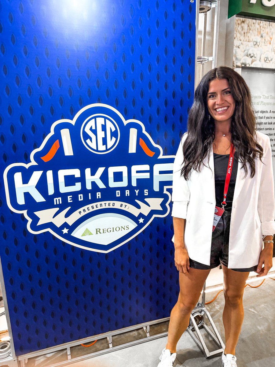 ryleerobinsontv's tweet image. What a great time at SEC Media Days yesterday, talkin’ Tennessee football 🏈
It was also the one year mark for me at WVLT! I can’t wait to learn and grow more here in Knoxville! Here is to year two!!
