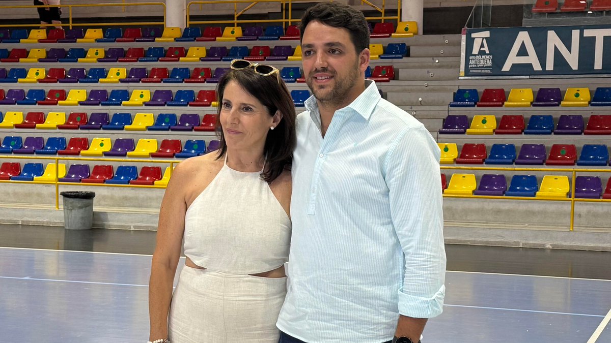 Dani Podadera, nuevo presidente del Balonmano Dólmenes Antequera 

➡️ cadenaser.com/andalucia/2025… 

🤾 Toma el relevo de Lourdes Melero tras nueve años en el cargo