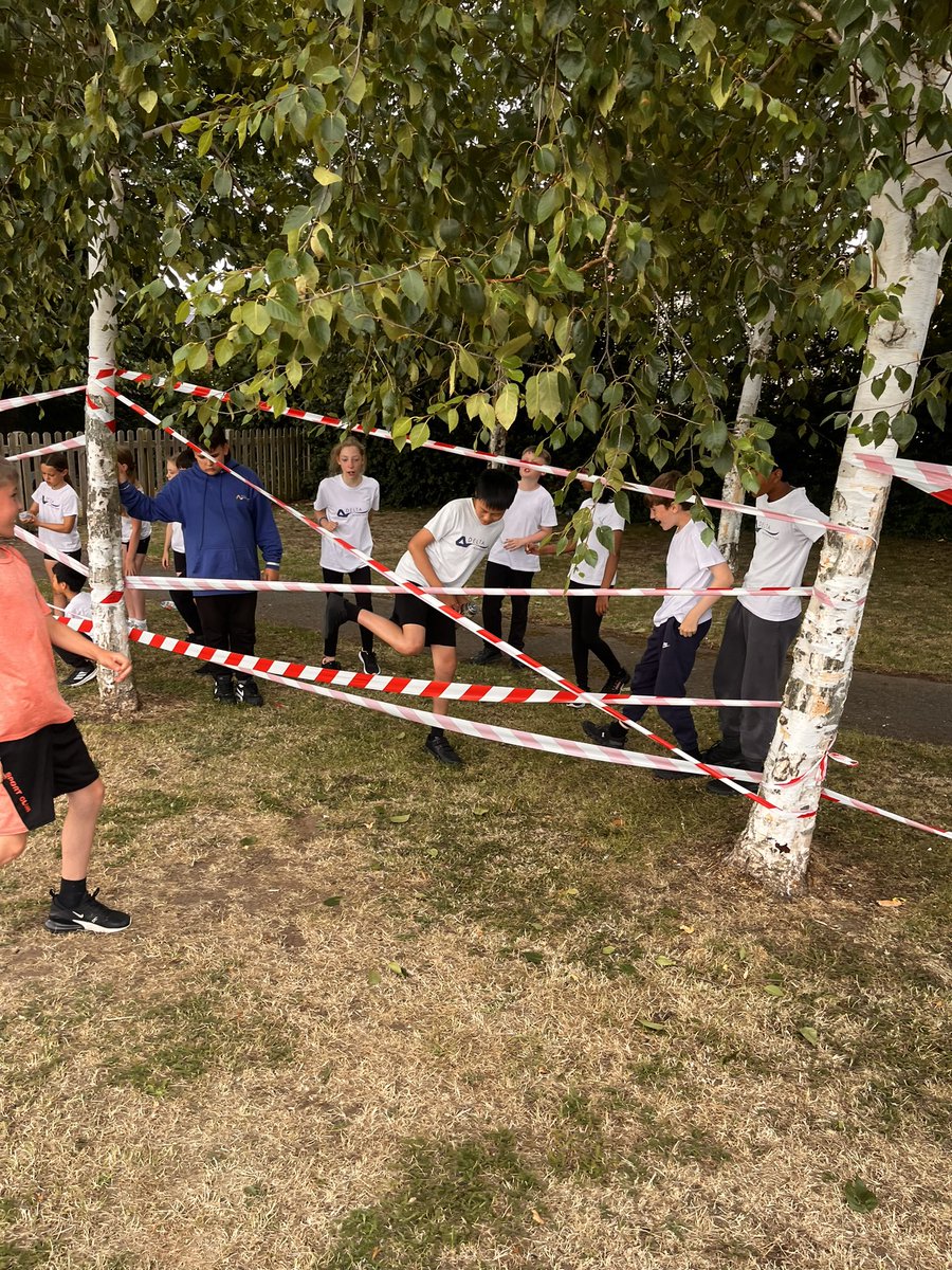 Year 6 Sinéad O’Hart Class tweet media