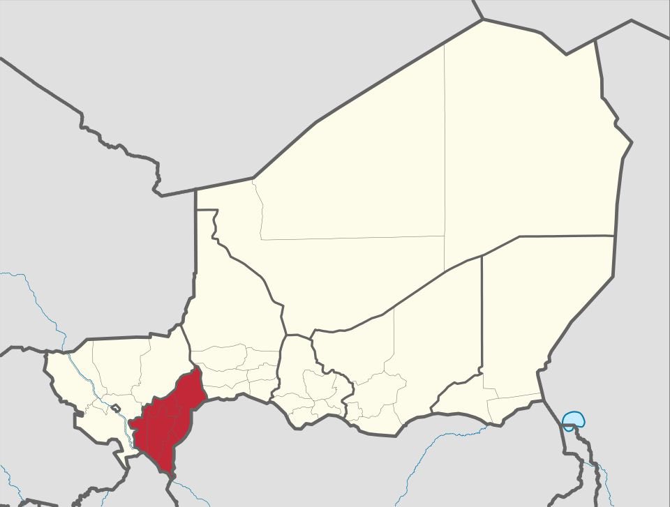 Intelligency225's tweet image. #Niger 🇳🇪 Dosso: le 15 Juillet 2025, aux environs de 18:00Z, des terroristes ont conduit une attaque entre #MARGUBÉNÉ et #KODO sur l’axe #Niamey-#Dosso en ciblant les Indiens construisant les pylônes électriques. 1/2