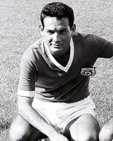 Comunicado oficial: Fallece Leyenda del Cruz Azul, Roberto Reynoso.