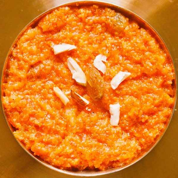 naughty_preetha's tweet photo. Honey cake 🍰
Carrot halwa 🍮
Badam milk 🥛

Vera enna intha night time la😘😘😘

Love you daddy 😘😘😘😘

Nalla badam milk kudichutu, themba vanthurukken.. vidiya vidiya🙈🙈🙈

#preethamanokar #preethakutty #modelpreetha #naughtypreethacommunity https://t.co/vmkmKlQ8oZ