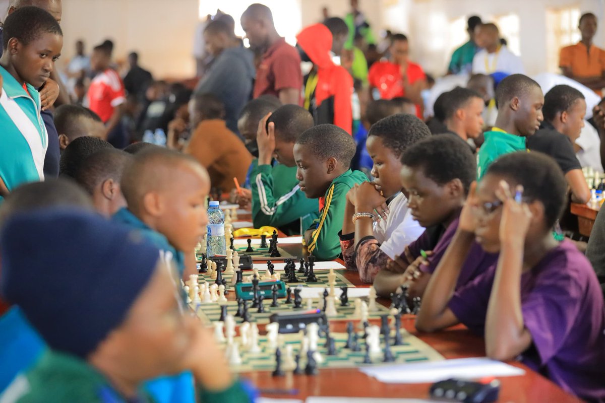 ShivanAtuh22006's tweet image. .@USSSAOnline #ballgames2025
#MindGames
Chess Results, Boys Category
Round 7
1. Jinja College
2. St. Henry's College Kitovu
3. St. Mary's College Kisubi
4. Wampeewo Ntakke
5. Mustard Seed
6. Seeta High School Green Campus
7. Ibanda SS
8. Hope SS
9. Bishop's SS Mukono