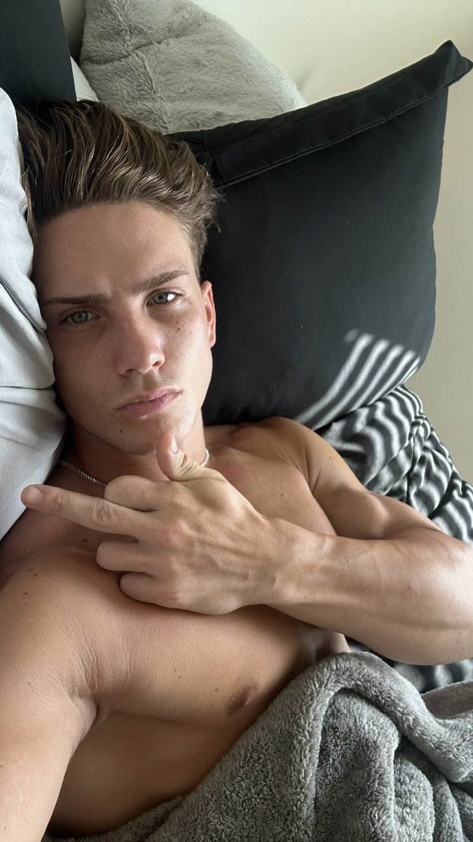 You can’t resist😈 , Send a tribute and a Dm