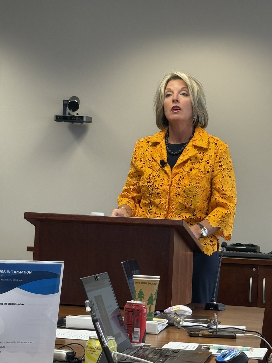 ledje's tweet image. Hearing from @BCBSAssociation President Tricia A. Keith at the Michigan State Medical Society
board meeting about how the premium $ is divided, the top 20 most expensive meds they cover and more. @umichmedicine @UMichMedSchool