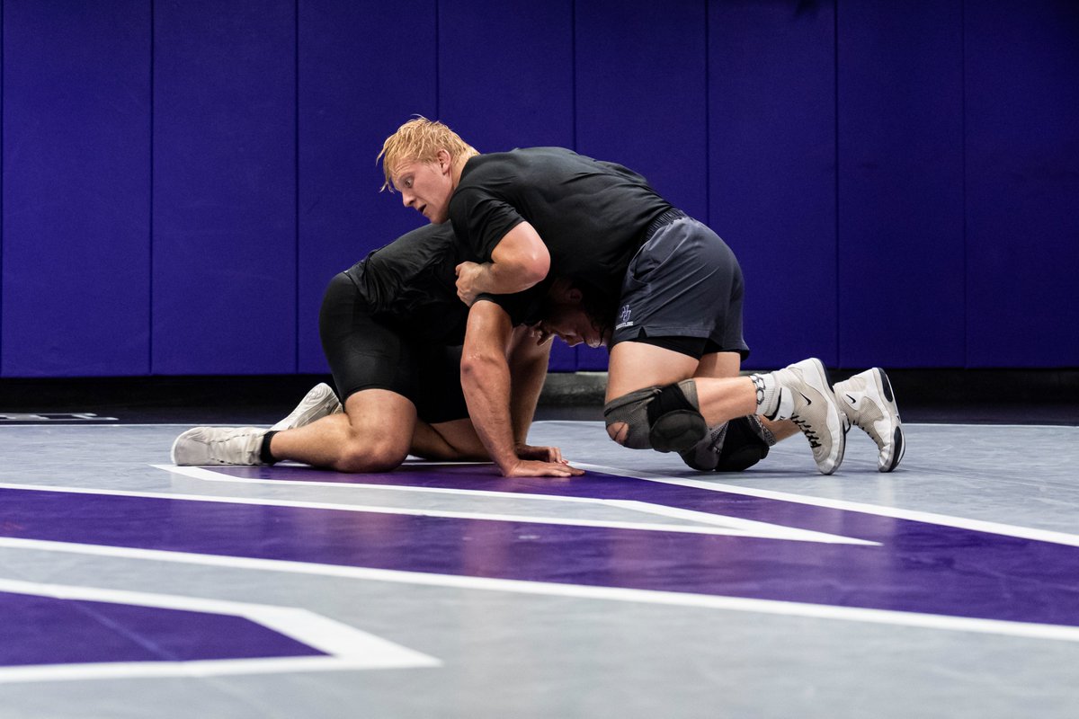 New faces in the wrestling room 👋

#GoCats | <a href="/B1GWrestling/">Big Ten Wrestling</a>