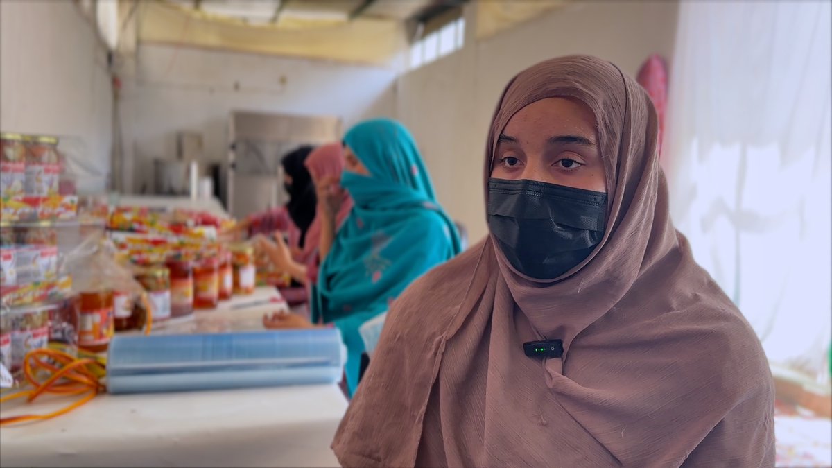 UNCTAD's tweet image. For the first time, women in Eastern Afghanistan🇦🇫 are taking part in hands-on business training through a new initiative led by @UNCTAD.
The program helps women who run small and local businesses build the skills they need to grow and succeed.
▶️ stfa.af