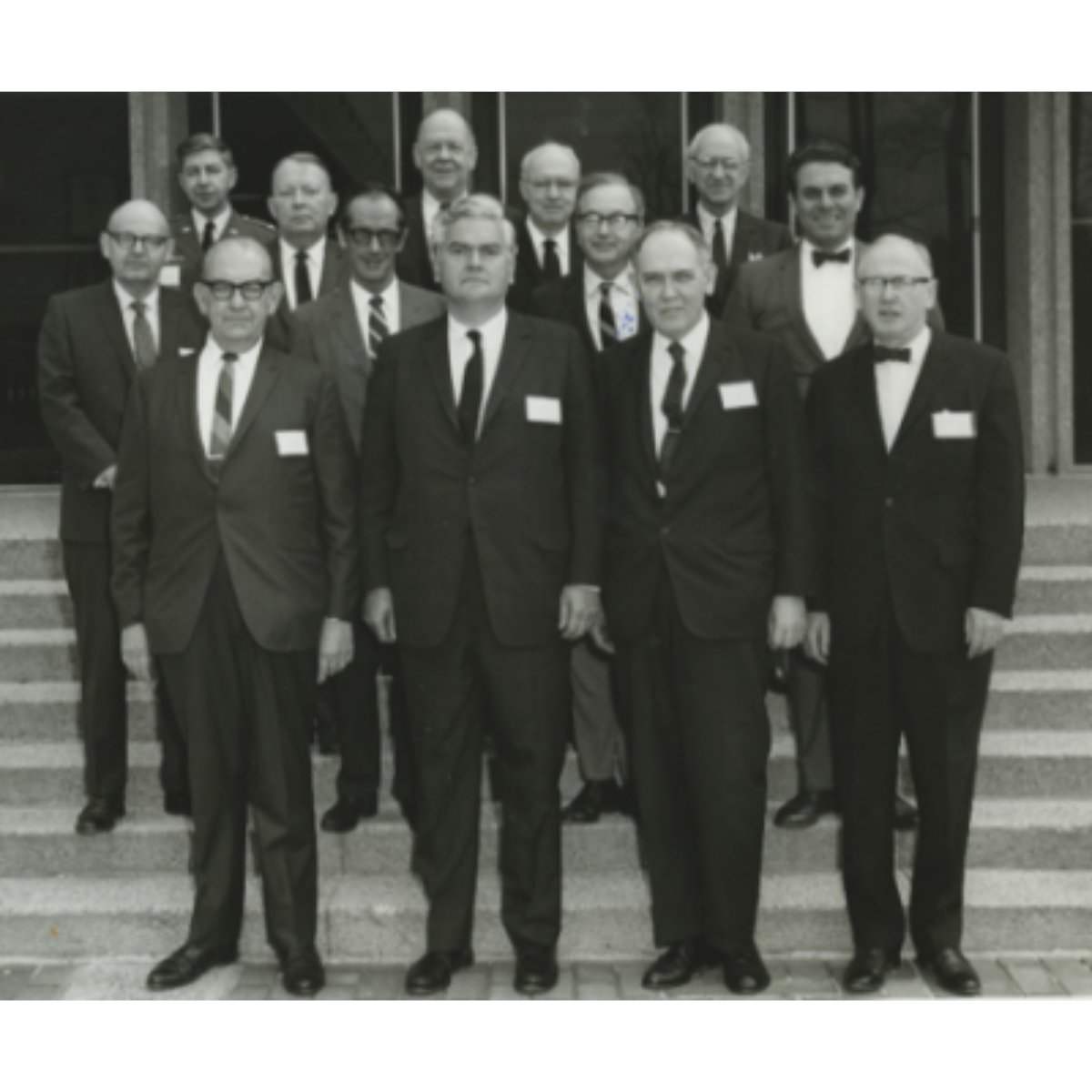 NatEyeInstitute's tweet image. #DYK Congress founded the National Eye Institute (NEI) in 1968? Since then, NIH/NEI has accomplished a lot to protect the eye health of all Americans.
Check out this timeline NIH/NEI vision science history to learn more: brnw.ch/21wUckU
#History #EyeHealth