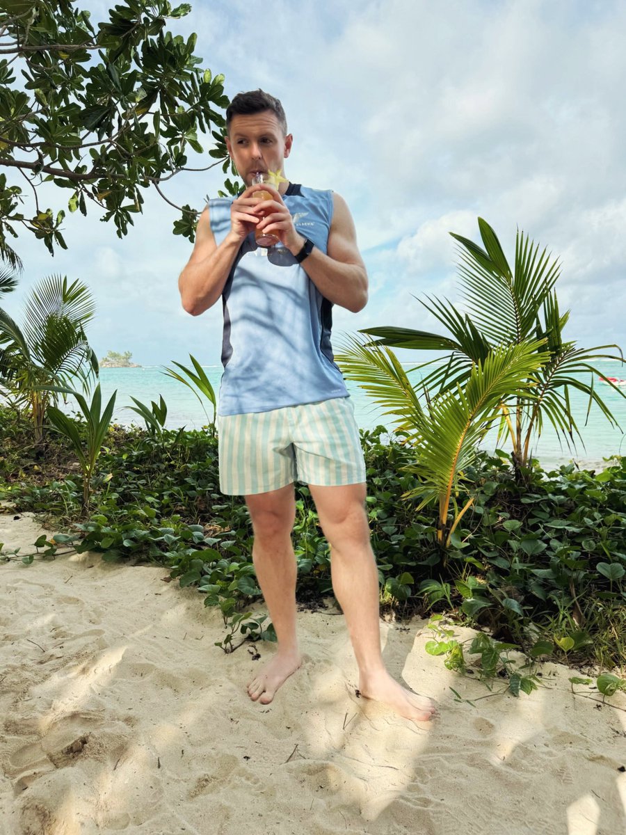 Force_Of_Law's tweet photo. Checking in from #Seychelles. https://t.co/cJwUcX49jv