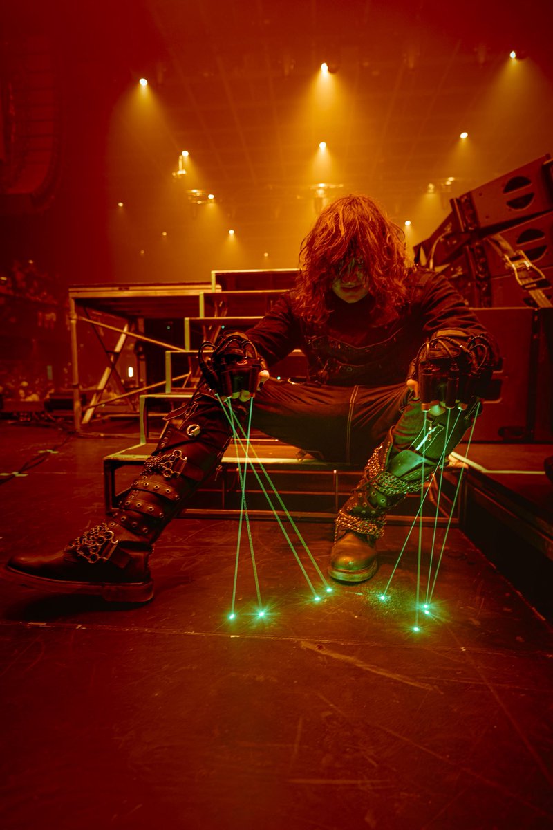 svddendeath's tweet photo. VOYD THE PINNACLE https://t.co/fBmK9Qdstl