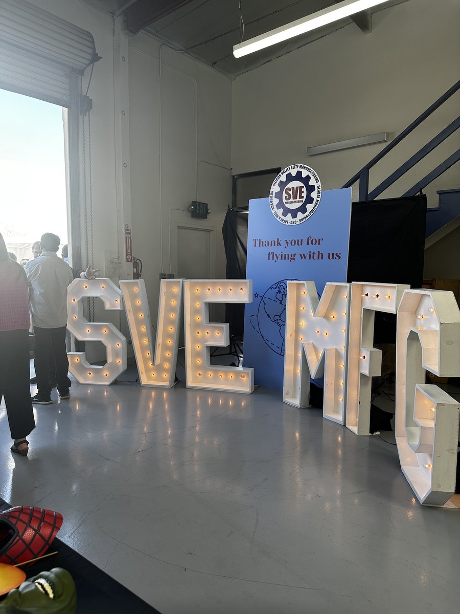 cmta's tweet image. A robot ribbon-cutting to celebrate Silicon Valley Elite Manufacturing's expansion in Santa Clara!🤖🎉 The site opened its doors to the community on Friday, showcasing the facility. We're proud to support this CMTA member and how they inspire the next gen of manufacturers!🙌