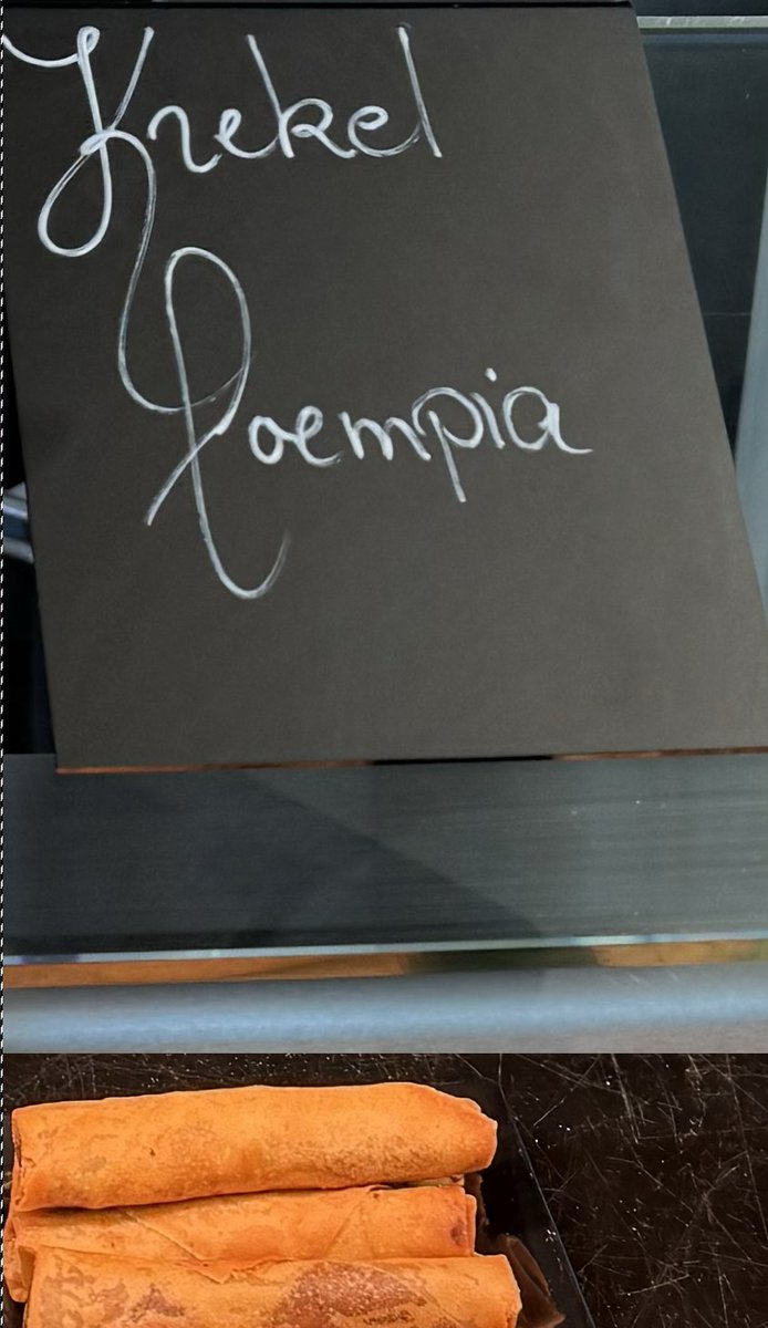 FVDZuidHolland's tweet image. Vandaag stond in bedrijfsrestaurant van de provincie Zuid-Holland op het menu... de krekelloempia 🦗🦗. Eet smakelijk! 🥺