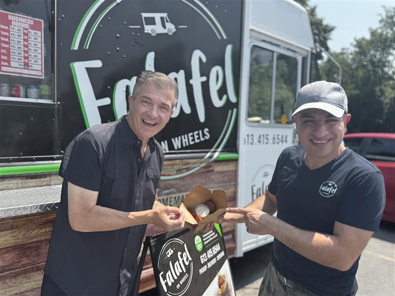 TimTierney's tweet image. I stopped by @Falafelonwheel at 1758 Montréal Road and it’s easy to see why it’s such a local favourite.
Eddy’s passion for good food comes through in every bite. Everything is made from scratch, the flavours are incredible, and the service is just as warm as the falafel.
For…