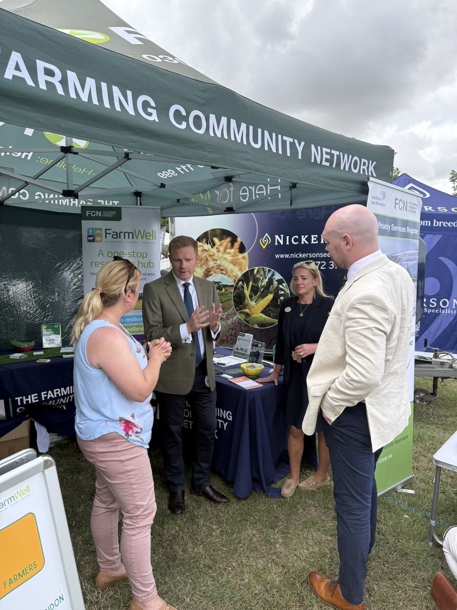 _RobbieMoore's tweet image. So good to be at the Driffield Agricultural Show with @charliedewhirst speaking with many farmers, stakeholders, the local NFU team and many mighty rural businesses - all passionate about driving forward our food and farming sector.
But the #FamilyFarmTax continuous to hang over…