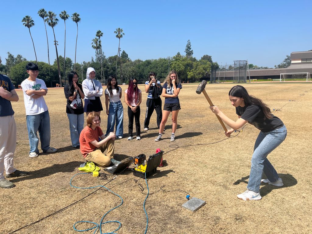 CaltechSeismo's tweet image. The EQ Follows program is in full swing here at the #SeismoLab! The visiting students have had tours, field work monitoring The Weeknd's concert at SoFi, starting research, touched a fault, and much more! Keep an eye out for updates on this exciting program that brings local HS…