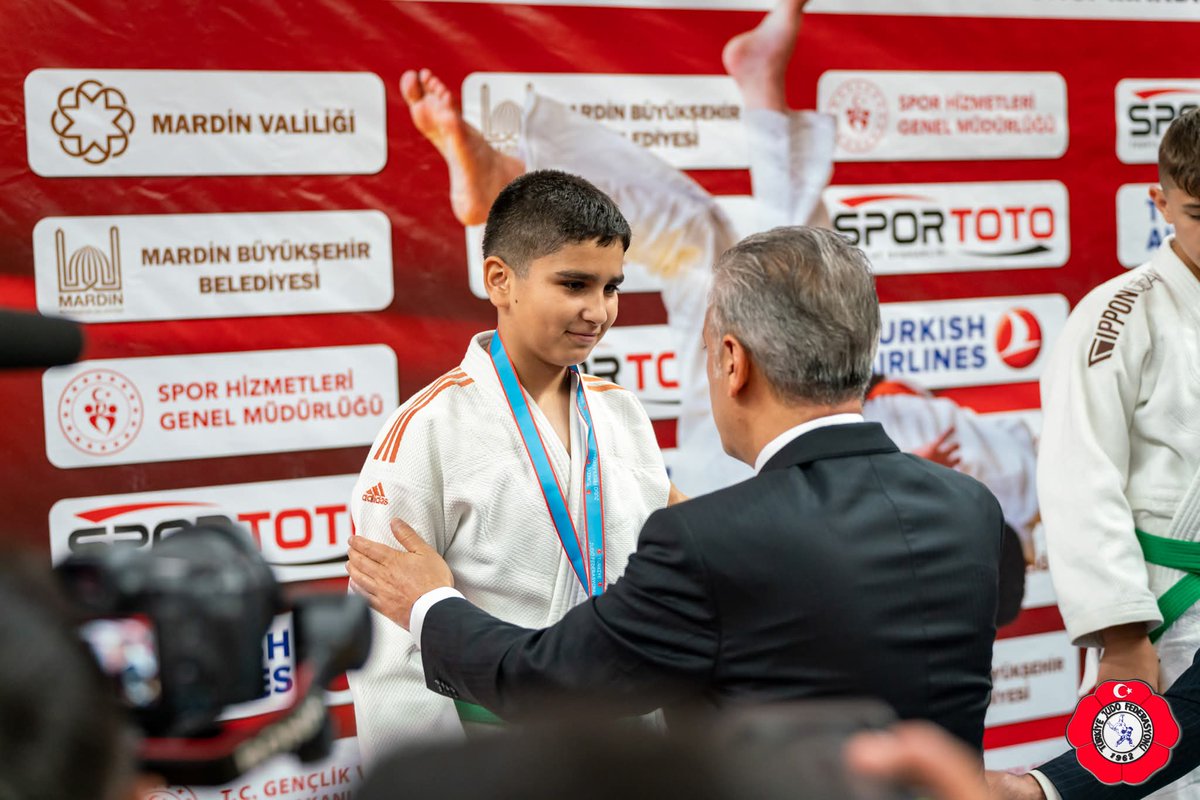 GSB_Kirikkale's tweet photo. 🥈 Sporcumuzdan Türkiye derecesi!
15-17 Temmuz 2025 tarihlerinde Mardin’de düzenlenen Spor Toto Minikler Judo Türkiye Şampiyonası’nda, 55 kg kategorisinde mücadele eden Yiğit Ceylan Türkiye ikincisi olmuştur.
Sporcumuzu ve antrenörümüzü Tebrik eder, başarılarının devamını dileriz https://t.co/XVMTMYBJqN