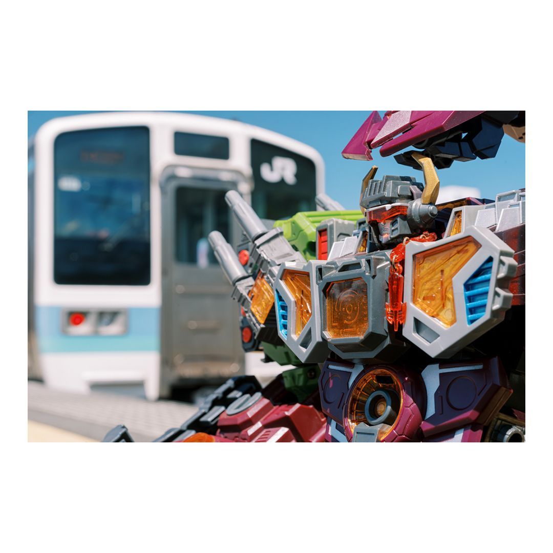 MagnusLabel's tweet photo. “Dez a #MtFuji Trip: #Kawaguchiko”
#SonyA7R3 #SonySEL90M28G #Nikon55mmF28
#Transformers #トランスフォーマー #Deathsaurus #デスザラス #MastermindCreations #MMC #DZef #Megazarak #Scorponok #メガザラック #Maketoys #Pandinus #Maccadam #MagnusLabel https://t.co/cSx81i322D