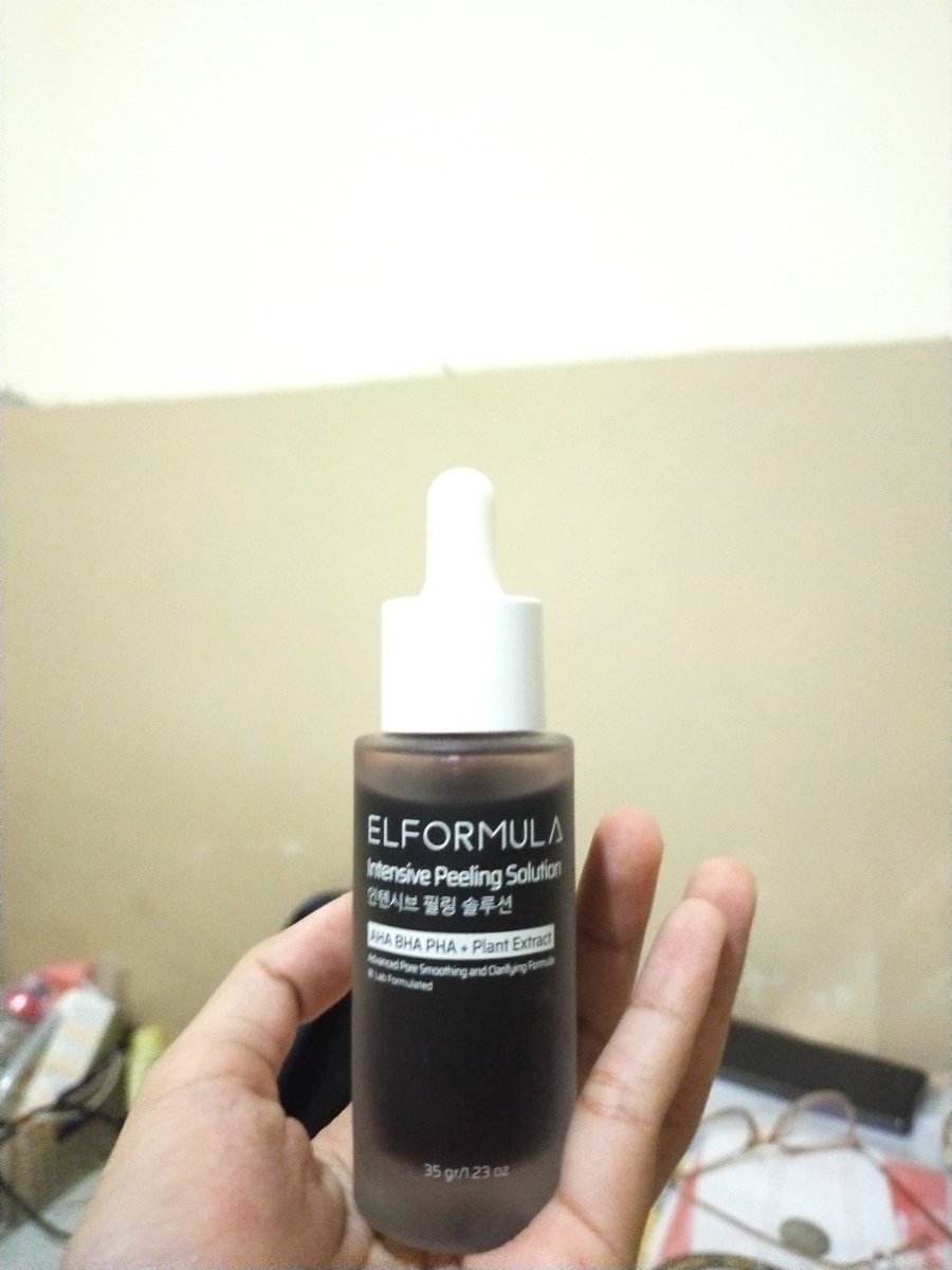phiilocally's tweet photo. WTS ELFORMULA PEELING SERUM
100k ajah

1000% ori, exp masih lama, baru dipakai 3/4x, masih full banget
Bisa co oren

DM for more details!
#wts #wtsskincare #skincare #serum #peelingserum #elformula https://t.co/sQitxqdiqO