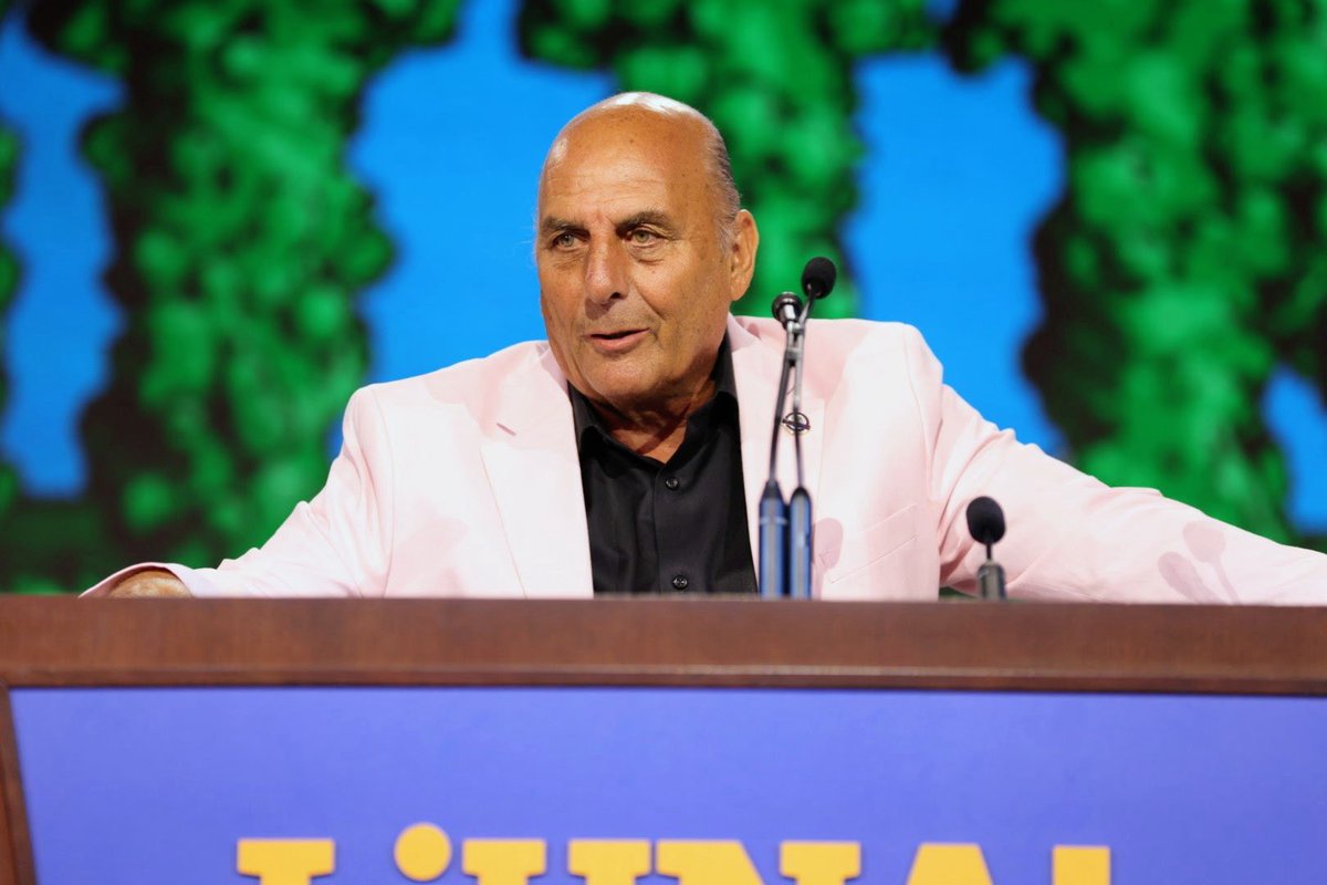 LIUNA's tweet image. Oscar De La Torre, VP & @NCDCL Business Manager, shares how he’s driving LIUNA’s mission across the NorCal region. Paul Hogrogian, VP & NPMHU President, brought the laughs—and the hard truths. Two leaders, same mission….#MarchToOneMillion