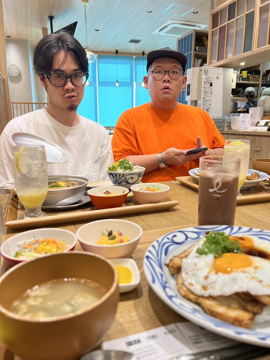 ehimenoori's tweet photo. エイシュウのポテンシャルを今日改めて感じました。エイシュウはバランス感覚がすごいです。エイシュウがいなければ今のシコクパンクは無い。と強く思いました。

ありがとう、ひげ。 https://t.co/v1hRKWLUgX