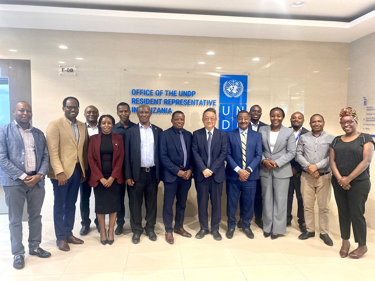 UNDP Tanzania (@undptz) on Twitter photo Today, <a href="/undptz/">UNDP Tanzania</a> ResRep @Komatsubarasan1 met with @MzumbeOfficial VC Prof. William Mwegoha to strengthen ties in skills development, SDG financing & innovation.
A new MoU—set for signing in August—will anchor joint work on green investment, research & student engagement. #SDGs Today, <a href="/undptz/">UNDP Tanzania</a> ResRep @Komatsubarasan1 met with @MzumbeOfficial VC Prof. William Mwegoha to strengthen ties in skills development, SDG financing & innovation.
A new MoU—set for signing in August—will anchor joint work on green investment, research & student engagement. #SDGs