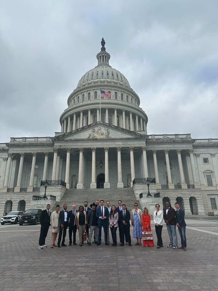 #CryptoWeek is in full swing! Today, SWC Chapter Presidents and Founders from around the country are arriving on Capitol Hill to show lawmakers that the crypto vote is real and deserves representation. 

Let's make our voices heard! 🇺🇸 standwithcrypto.org/action/email/c…