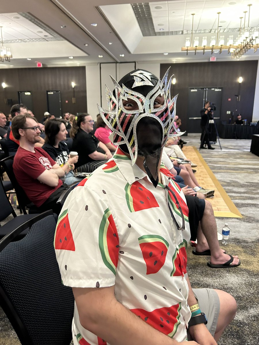 ElOsoLucha's tweet photo. Great times this weekend. Got to see legends, future legends, and whatever Jon Cruz is. #StarrcastTexas https://t.co/ZjR2XOdRA4