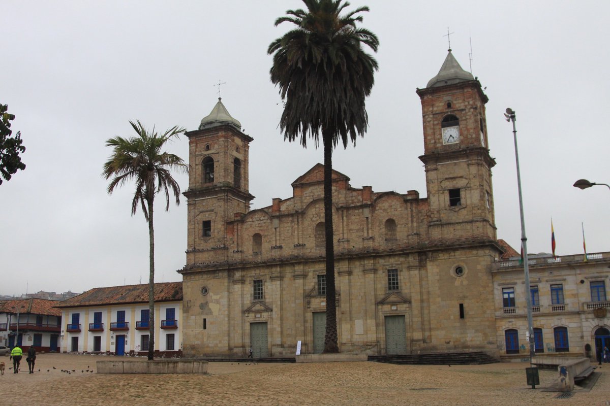 SBVerdeCund's tweet photo. Zipaquirá, tierra de sal y fe. Chocontá, historia y sabor. Fusagasugá, jardín de flores. En total, tenemos 116 razones distintas para creer en Cundinamarca: cada municipio con su alma, su gente y su manera única de contar la historia. #DíaDeCundinamarca #16DeJulio https://t.co/n4zt5yKpYL