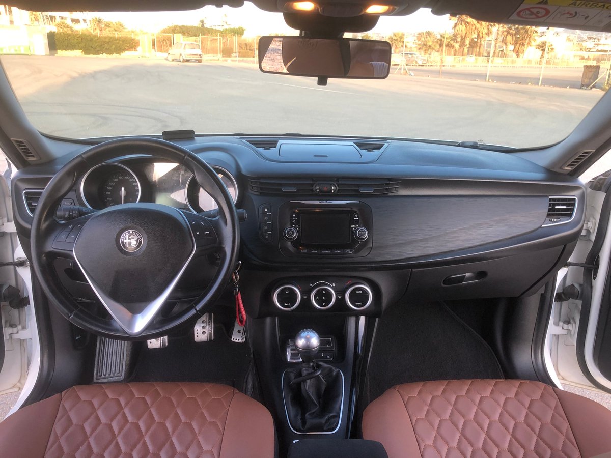 sync_rentals's tweet photo. Synced: Alfa Romeo Giullietta, 2017. Ένα 5θέσιο με ιταλική φινέτσα στο Ηράκλειο Κρήτης. Όριο: απεριόριστα χιλιόμετρα.
#AlfaRomeoGiullietta #NewCarAlert #SyncCars #sync #SyncCarRentals
👇 https://t.co/EkdRDOuQMb