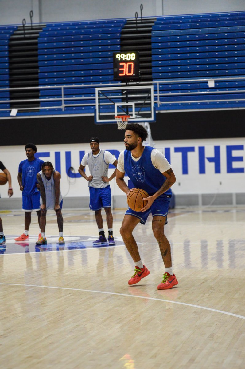 eiubasketball's tweet image. Putting in the work. Building something special! 💪🔥
#EIUMBB #TEAMTOGETHER