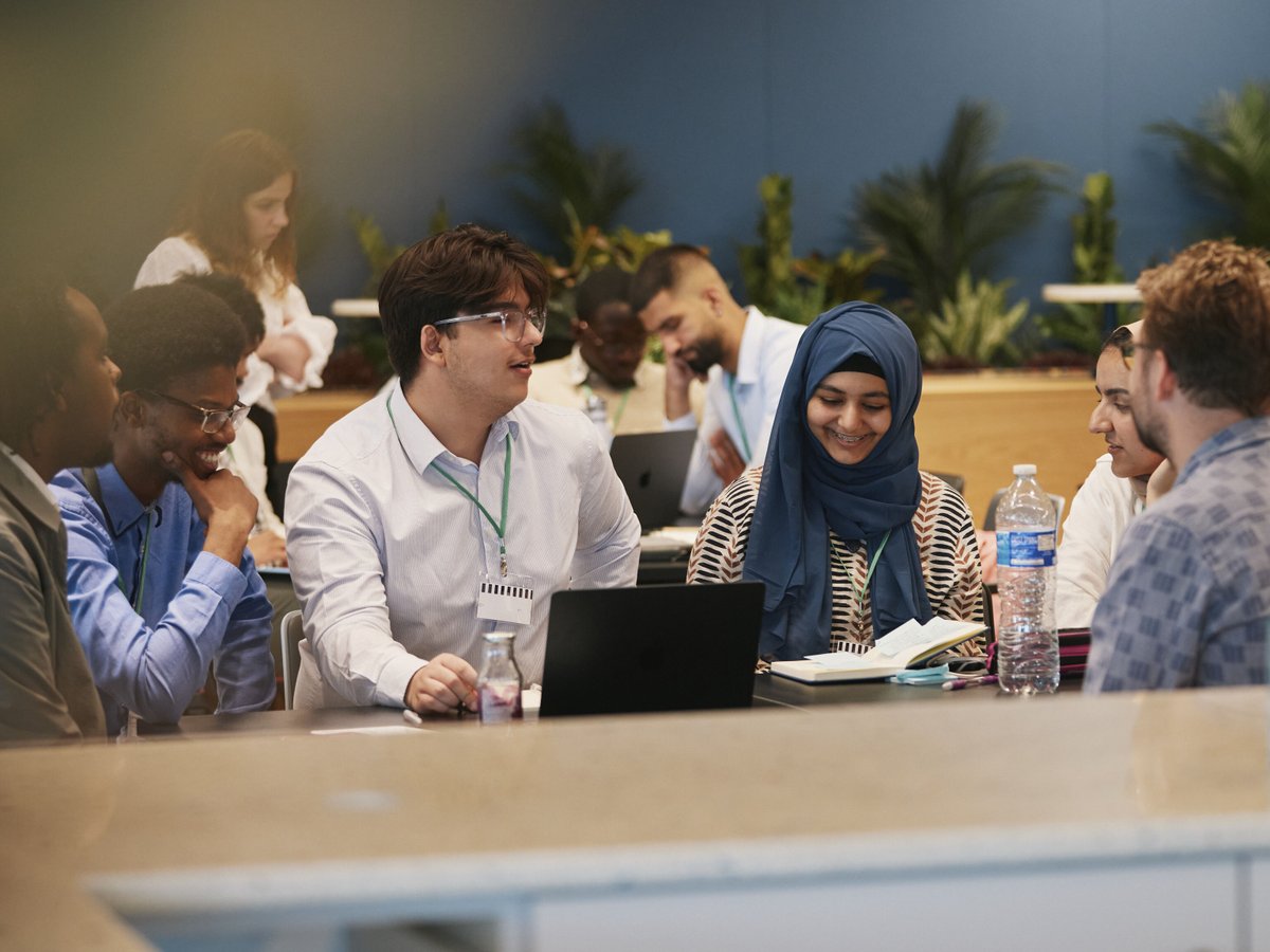 GRESEARCHjobs's tweet image. ⚙️ Yesterday we hosted the @up_Reach tech 500 bootcamp!

Students tackled a finance game, heard from our quantitative researchers &amp;amp; got a taste of life at G-Research.

We&apos;re proud to support UpReach&apos;s mission in helping students access top-tier career opportunities.

 #GResearch