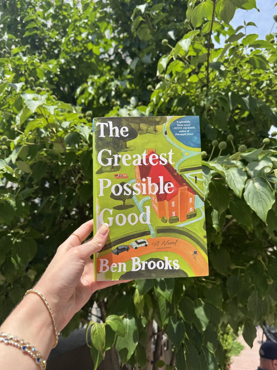 AvidReaderPress's tweet image. THE GREATEST POSSIBLE GOOD is out now!
Equal parts hilarious and achingly human, THE GREATEST POSSIBLE GOOD spans ten years in the lives of the Candlewicks, asking universal questions about what it means to live a good life and if there is a “right” way to be a good person,…